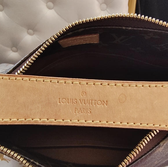 Louis Vuitton Sully Monogram Canvas Bag - Picture 3 of 16